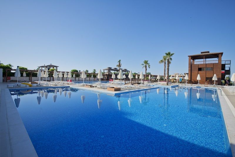 Hotel Dionis & 4*