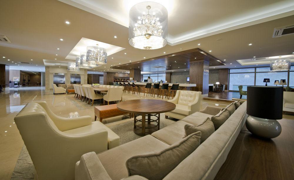 Dionis & Hotel 4*