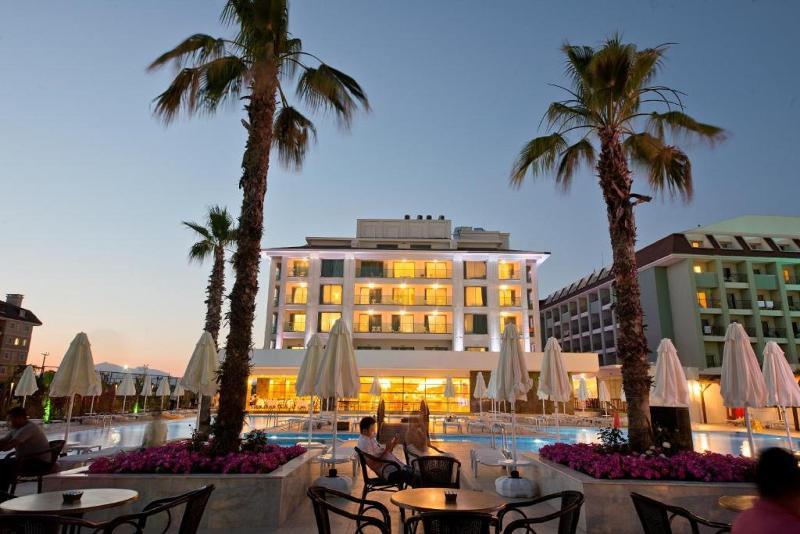 Dionis & Hotel