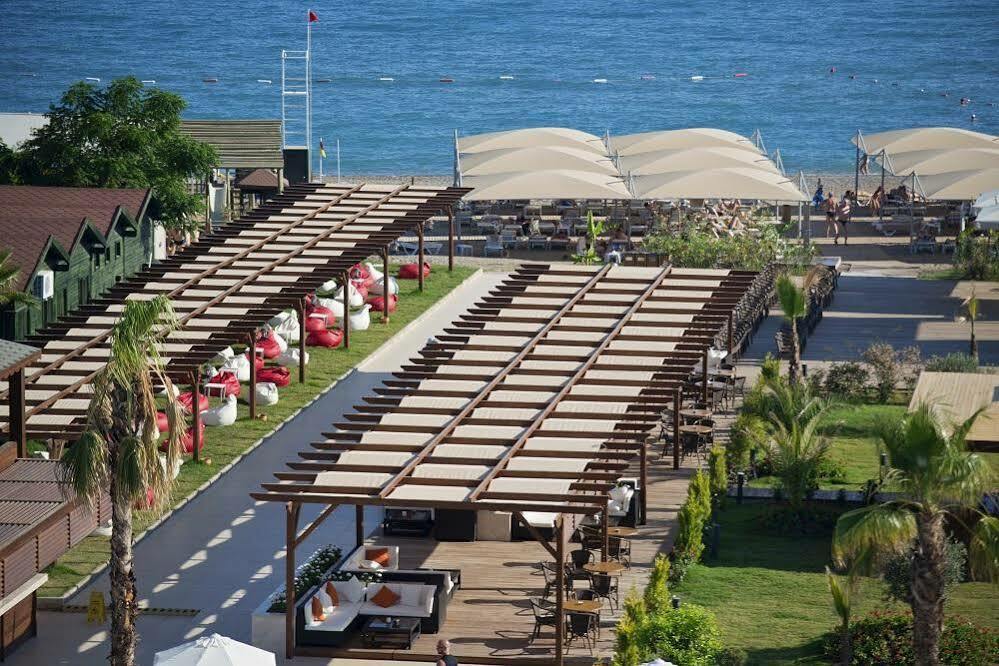 Hotel Dionis & 4*